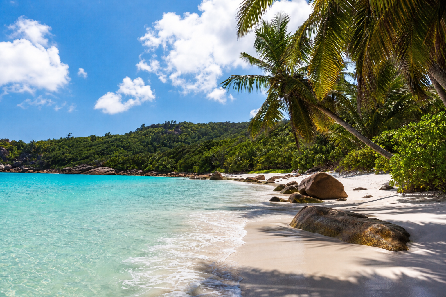 Praslin travel packages
